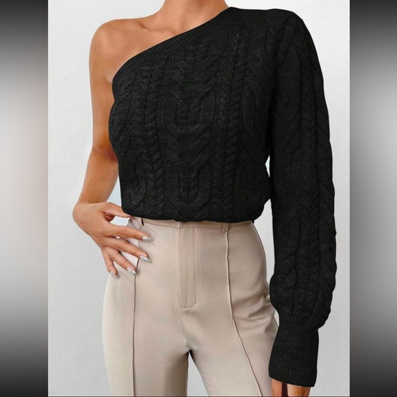 Luxe black one shoulder cable knit sweater top - Picture 3 of 13